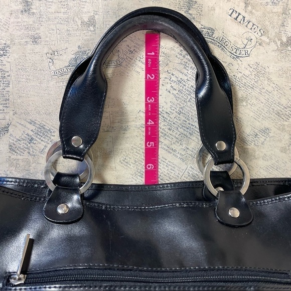 Frederic Paris black leather satchel - Picture 13 of 13